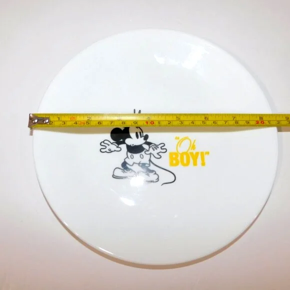 Set 4 Corelle x Disney Mickey Mouse 8.5" round graphic Dinner Plates - Picture 7 of 7